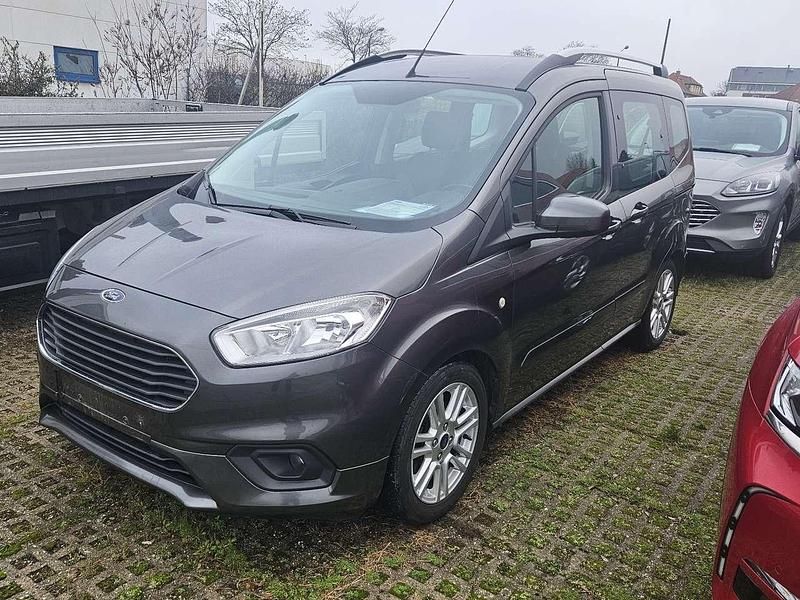 Gebraucht Ford Tourneo Titanium 101 PS (74 kW) 2021 Magnetic grau Kombi