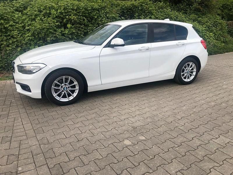 Gebraucht BMW 116 109 PS (80 kW) 2017 Weiß Kleinwagen