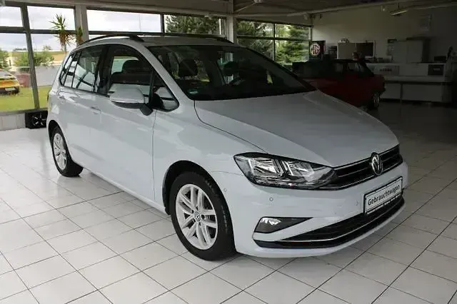 Gebraucht VW Golf VII Comfortline 150 PS (110 kW) 2017 Schwarz Limousine