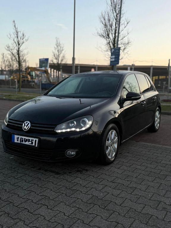Gebraucht VW Golf VII 122 PS (89 kW) 2012 Schwarz Limousine