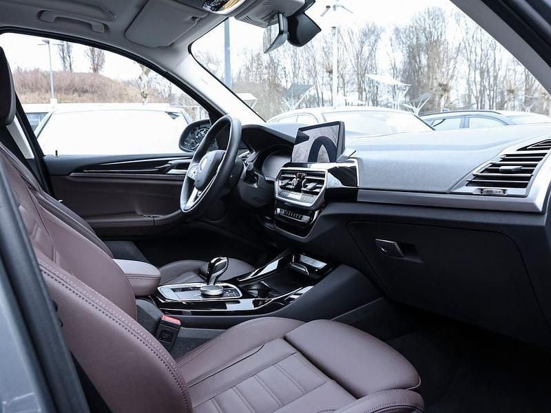 Gebraucht BMW X3 190 PS (139 kW) 2024 Braun SUV