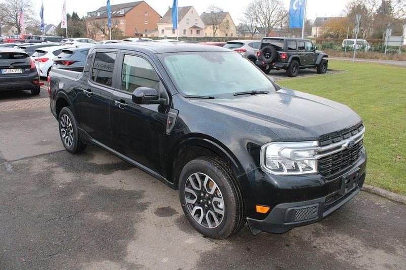 Gebraucht Ford Maverick Lariat 250 PS (183 kW) 2024 Schwarz SUV