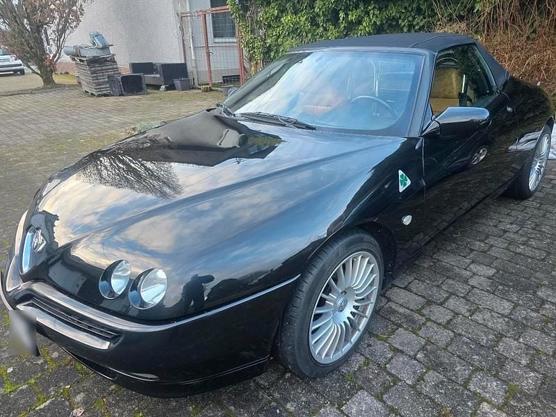 Gebraucht Alfa Romeo Spider 155 PS (114 kW) 2000 Schwarz Cabrio