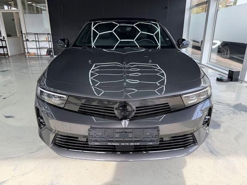 Gebraucht Opel Astra 131 PS (96 kW) 2024 Grau Limousine