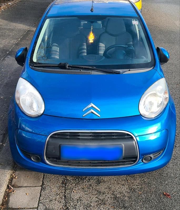Gebraucht Citroën C1 70 PS (51 kW) 2012 Blau Kleinwagen