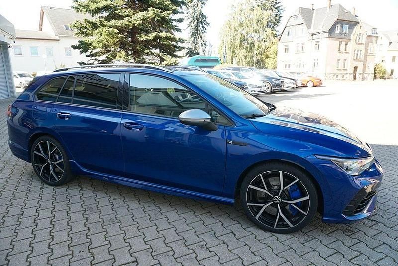 Gebraucht VW Golf VIII R 320 PS (235 kW) 2023 Blau Kombi