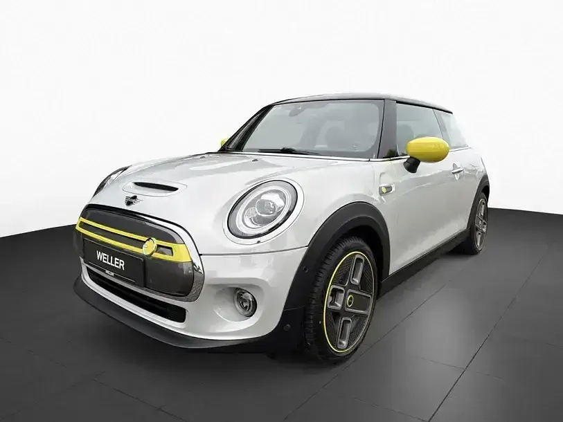 Gebraucht Mini Cooper SE 135 kW (184 PS) 2020 White silver (silber) Kleinwagen