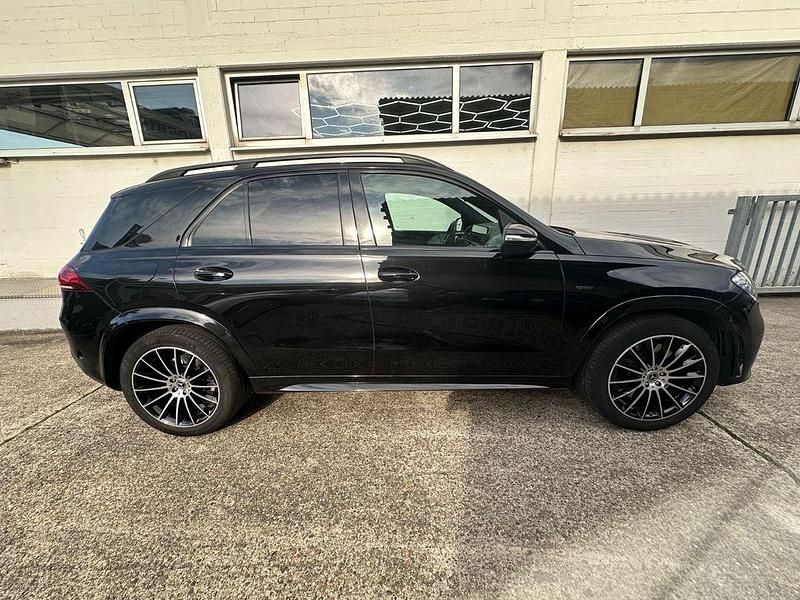 Schwarz Gebraucht 2021 Mercedes GLE350e AMG SUV | 44.700 € (Etwas zu teuer) - Bild 1/4