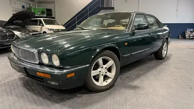 Gebraucht Jaguar XJ6 211 PS (155 kW) 1996 Grün Limousine