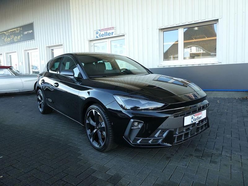 Schwarz Gebraucht 2025 Cupra Leon Limousine | 27.690 € (Superpreis) - Bild 1/4