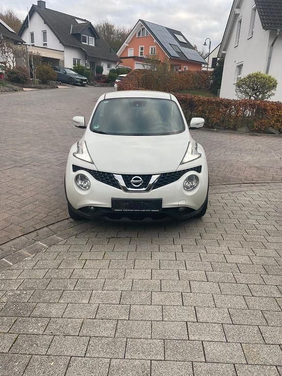 Weiß Gebraucht 2016 Nissan Juke Acenta SUV | 6.400 € (Fairer Preis) - Bild 1/4