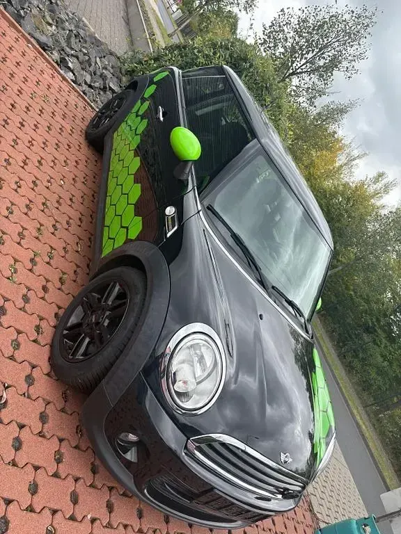 Gebraucht Mini Cooper 75 PS (55 kW) 2013 Schwarz Kleinwagen