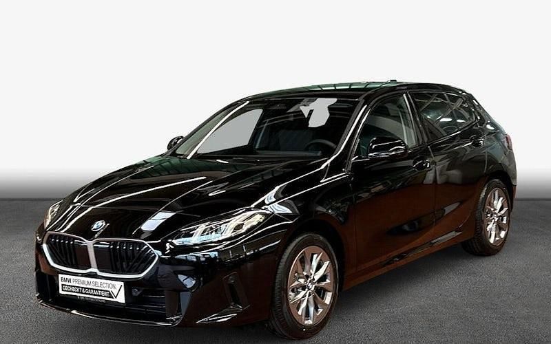 Schwarz uni Neu 2025 BMW 116 Kleinwagen | 28.490 € (Guter Preis) - Bild 1/4