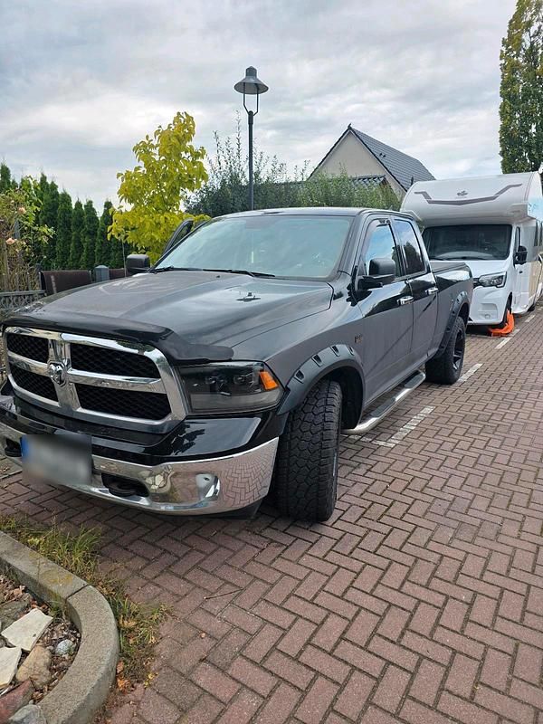 Schwarz Gebraucht 2014 Dodge Ram Abholung | 26.000 € (Superpreis) - Bild 1/4