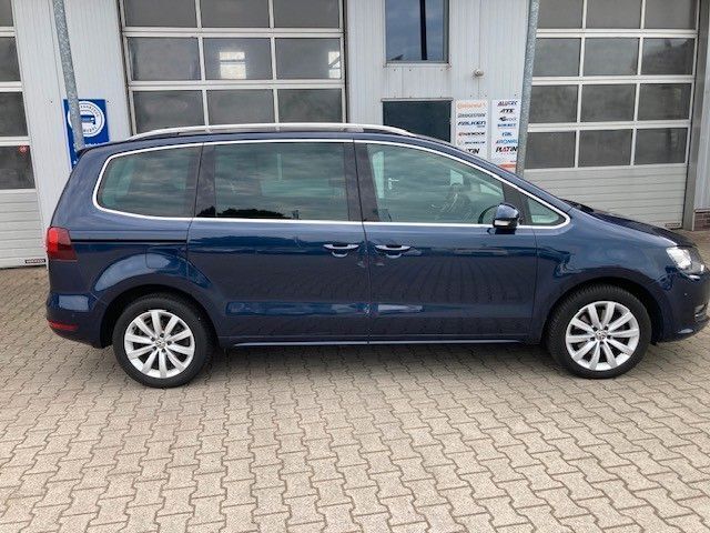 Gebraucht VW Sharan Highline 150 PS (110 kW) 2016 Blau Van / Kleinbus