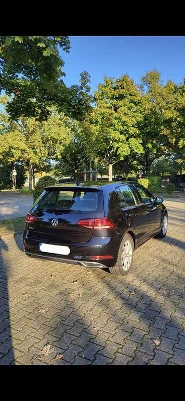 Gebraucht VW Golf VII Highline 150 PS (110 kW) 2018 Schwarz Kleinwagen