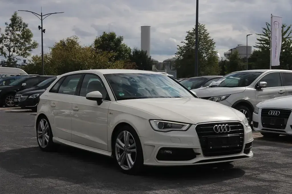 Gebraucht Audi A3 S-Line 150 PS (110 kW) 2015 Weiß Limousine