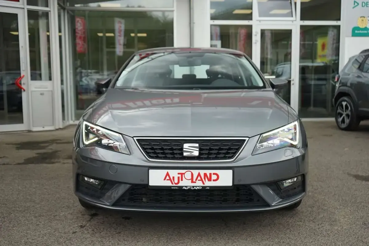 Gebraucht Seat Leon 110 PS (80 kW) 2018 Grau Limousine