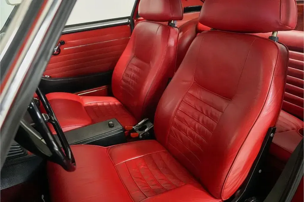 Gebraucht Volvo P1800 131 PS (96 kW) 1970 Rot Coupé