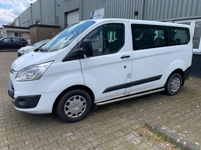 Gebraucht Ford Transit Custom 105 PS (77 kW) 2017 Weiß Van / Kleinbus