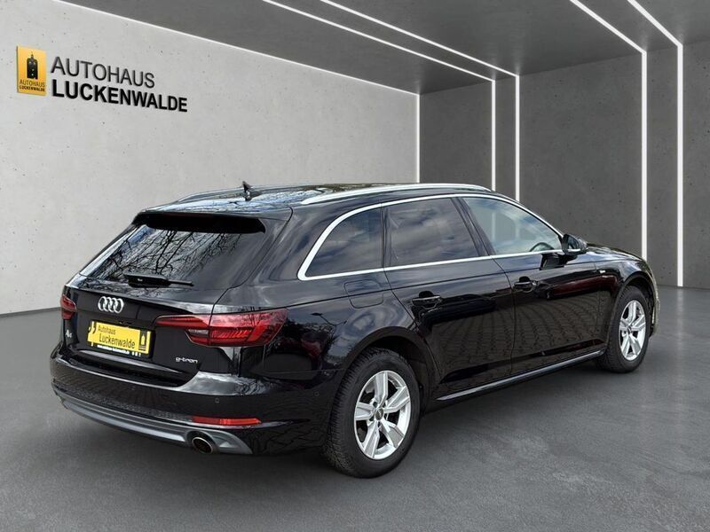 Gebraucht Audi A4 S-Line 170 PS (125 kW) 2018 Schwarz Kombi