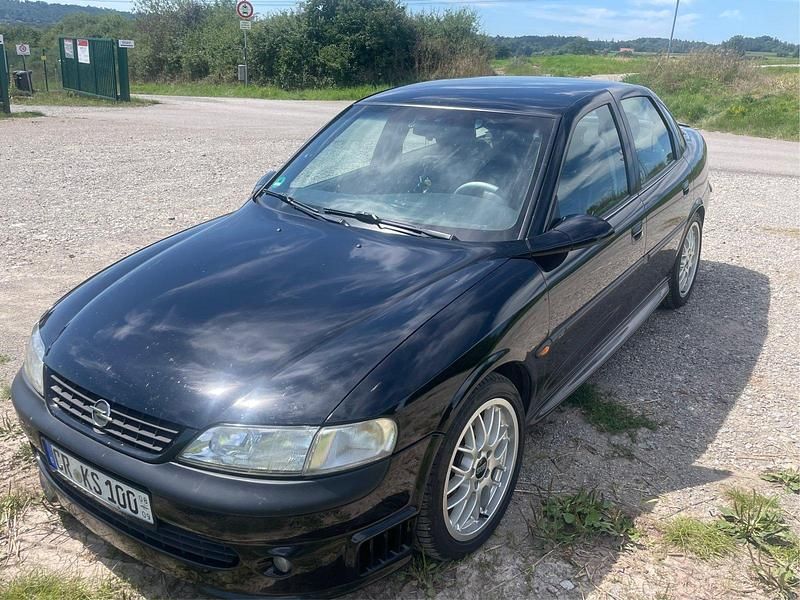 Gebraucht Opel Vectra 195 PS (143 kW) 1998 Schwarz Limousine