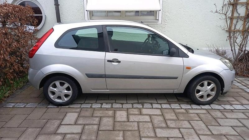 Gebraucht Ford Fiesta 60 PS (44 kW) 2007 Kleinwagen