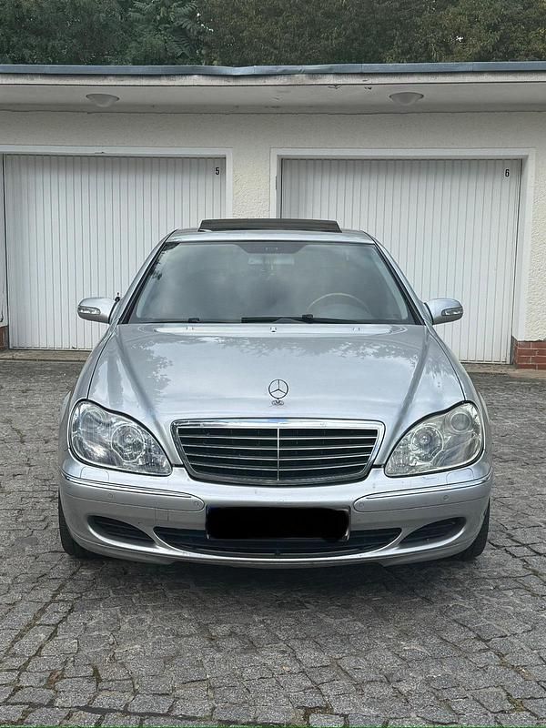 Silber Gebraucht 2005 Mercedes S320 Limousine | 4.200 € (Superpreis) - Bild 1/4