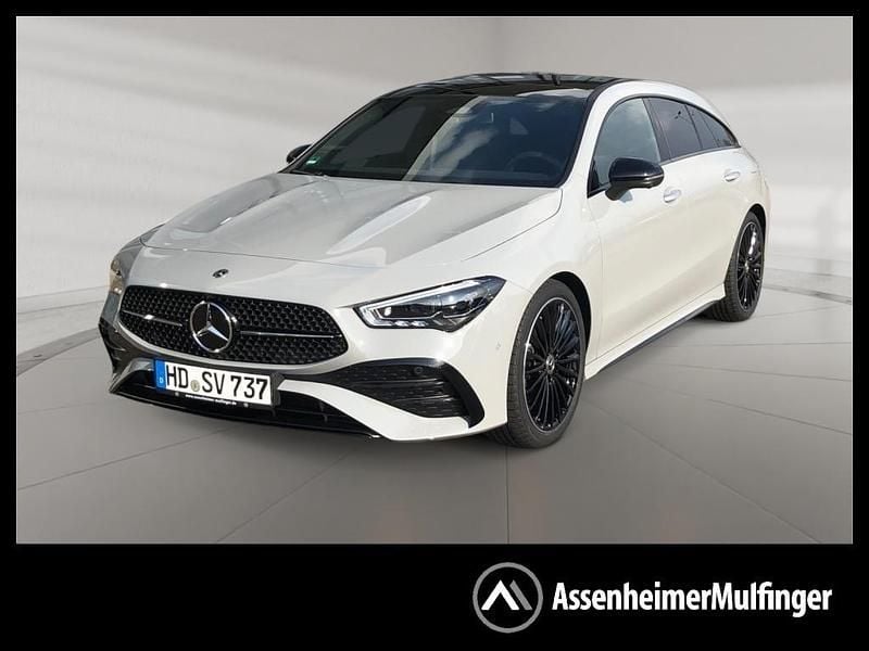 Grau Gebraucht 2025 Mercedes CLA220 Shooting Brake AMG Kombi | 50.979 € - Bild 1/4