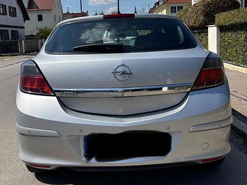 Gebraucht Opel Astra 116 PS (85 kW) 2008 Coupé