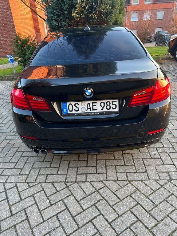 Gebraucht BMW 530 245 PS (180 kW) 2011 Schwarz Limousine