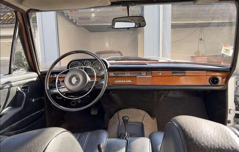Gebraucht Mercedes W108 160 PS (117 kW) 1971 Silber Limousine