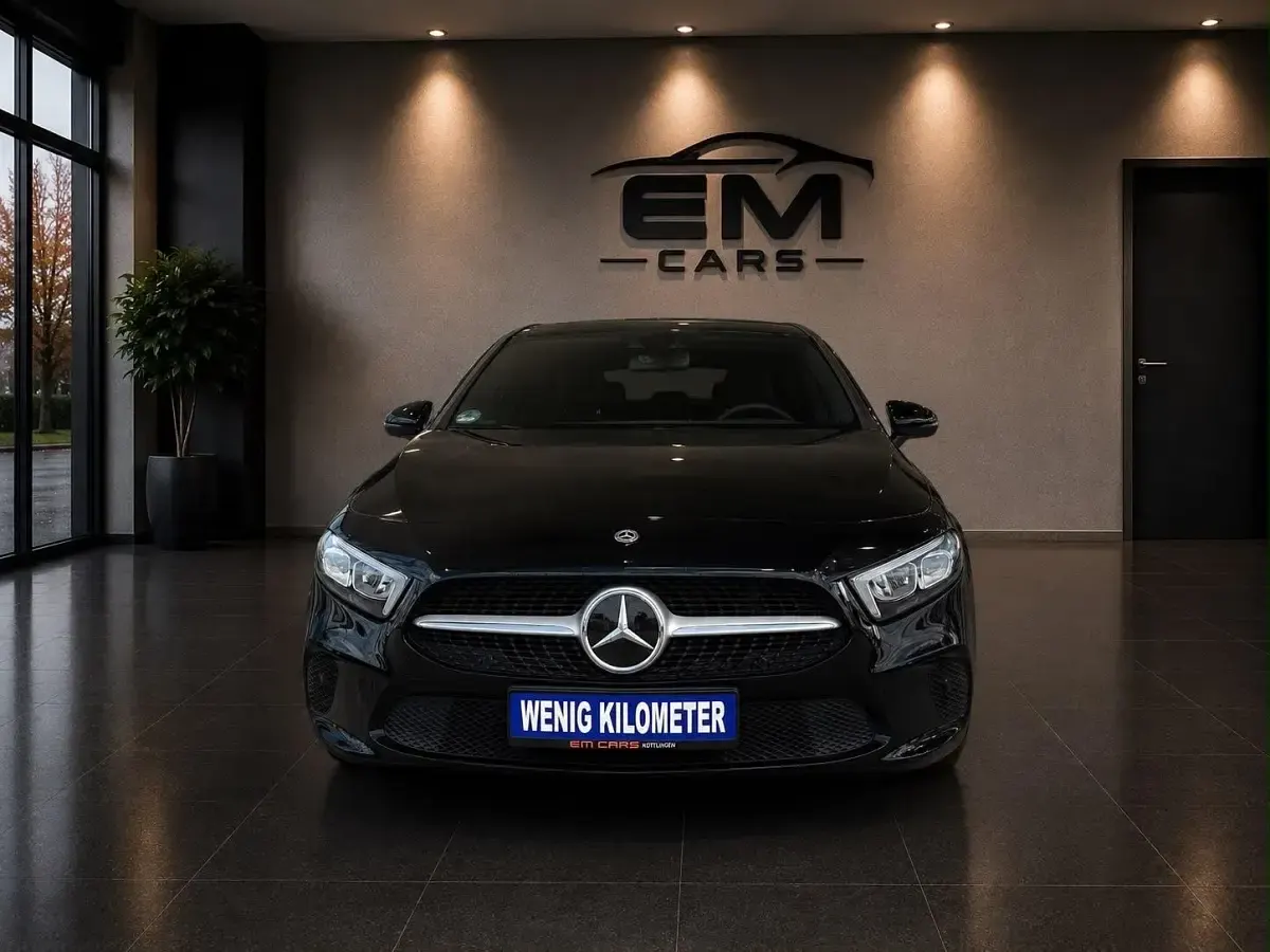Gebraucht Mercedes A200 150 PS (110 kW) 2019 Schwarz Kleinwagen