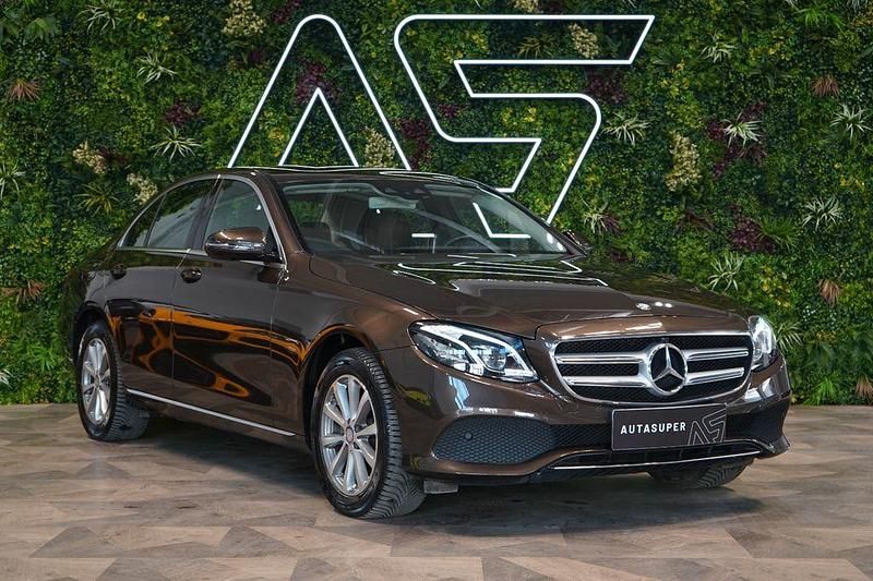 Gebraucht Mercedes E220 Avantgarde 194 PS (142 kW) 2017 Braun Limousine