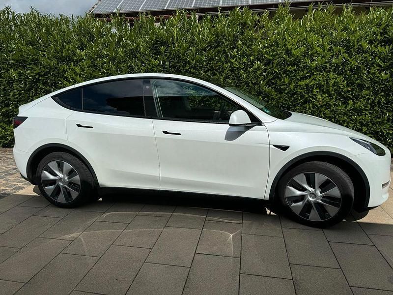 Gebraucht Tesla Model Y Long Range AWD 378 kW (514 PS) 2023 Weiß SUV