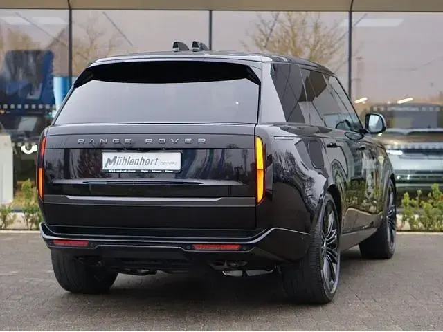 Gebraucht Land Rover Range Rover Autobiography 537 PS (394 kW) 2025 Schwarz SUV