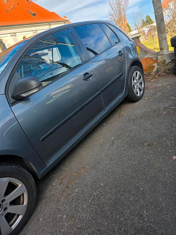 Gebraucht VW Golf V 102 PS (75 kW) 2007 Grau Kleinwagen