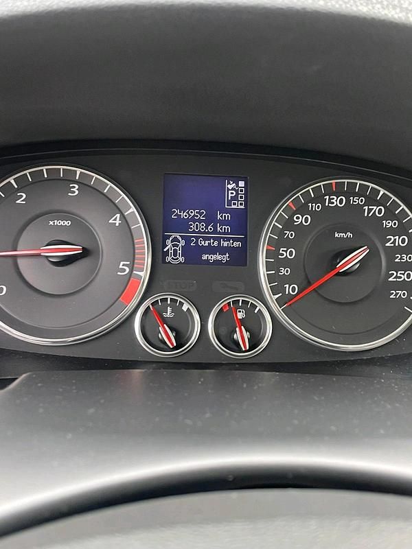 Gebraucht Renault Laguna Coupé 245 PS (180 kW) 2010 Schwarz Coupé