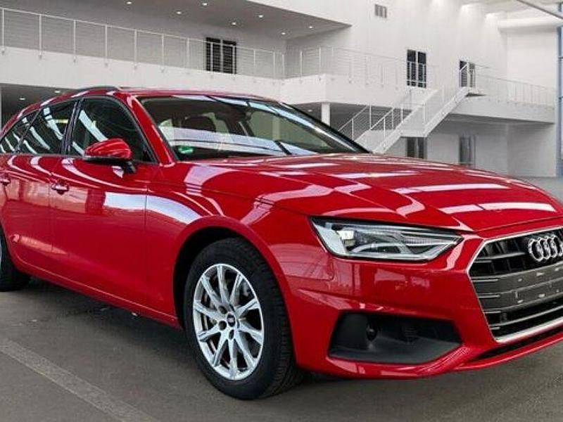 Rot Gebraucht 2021 Audi A4 Ambiente Kombi | 22.980 € (Superpreis) - Bild 1/3