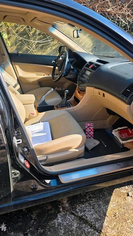 Gebraucht Honda Accord 140 PS (102 kW) 2004 Schwarz Kombi