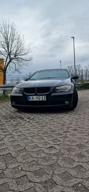 Gebraucht BMW 320 Performance 150 PS (110 kW) 2007 Schwarz Kombi