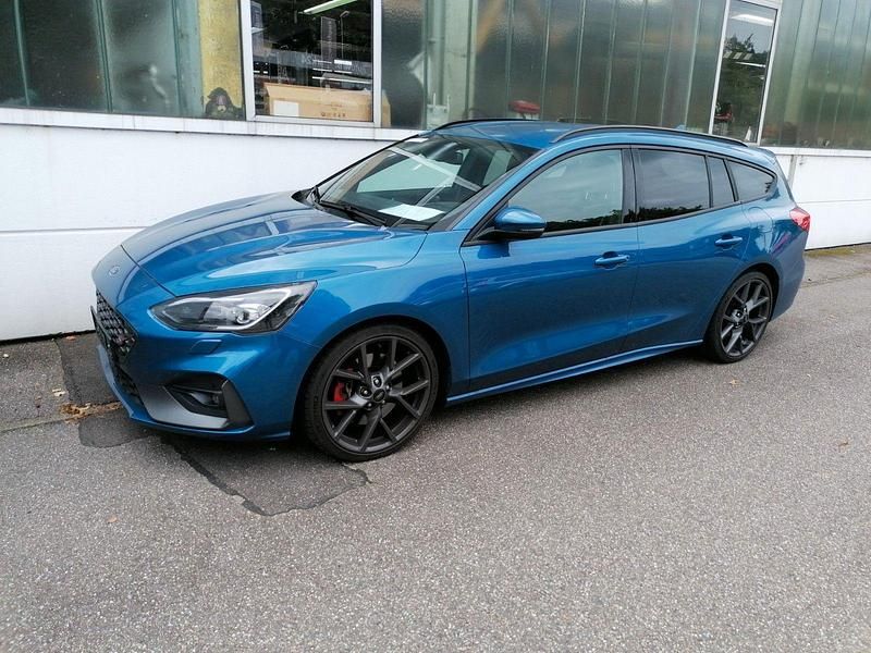 Gebraucht Ford Focus ST 280 PS (205 kW) 2019 Blau Kombi