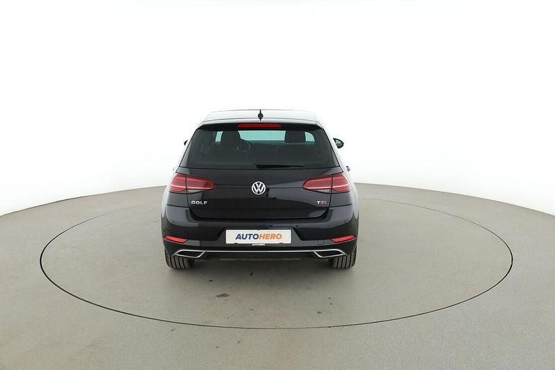 Second-hand VW Golf VII Highline 150 CP (110 kW) 2017 Negru Berlinǎ