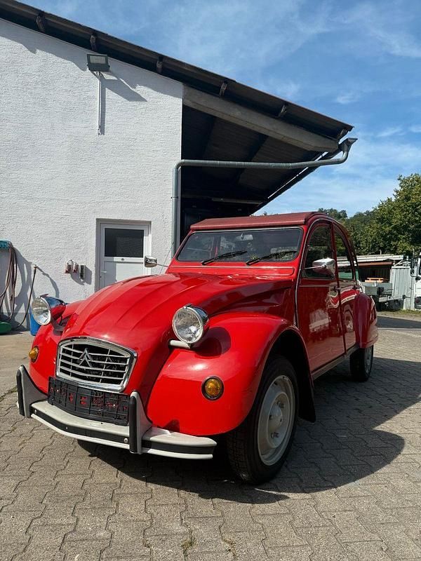 Rot Gebraucht 1989 Citroën 2CV Kleinwagen | 9.800 € - Bild 1/4