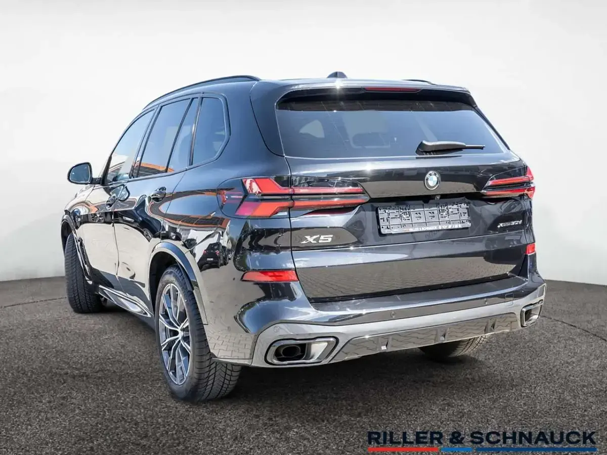Gebraucht BMW X5 M Sport 340 PS (250 kW) 2025 Schwarz SUV
