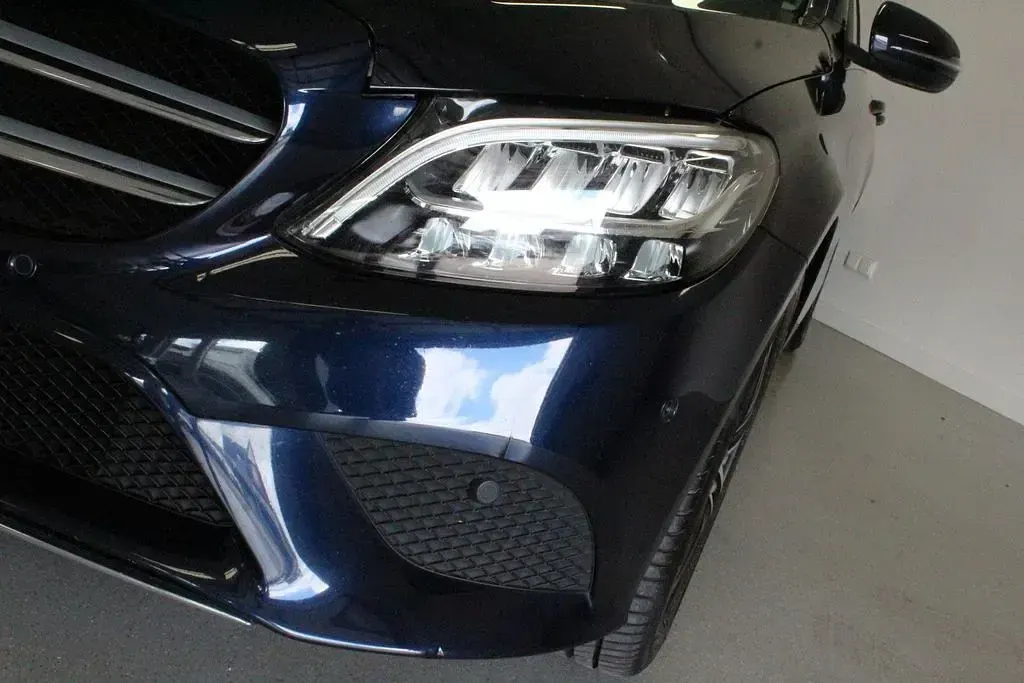 Gebraucht Mercedes C160 Business 131 PS (96 kW) 2019 Blau Kombi