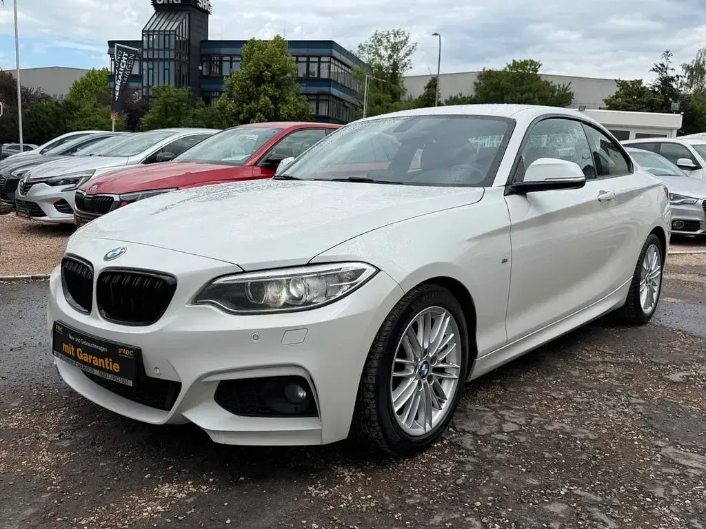 Gebraucht BMW 218 M Sport 150 PS (110 kW) 2016 Weiß Coupé