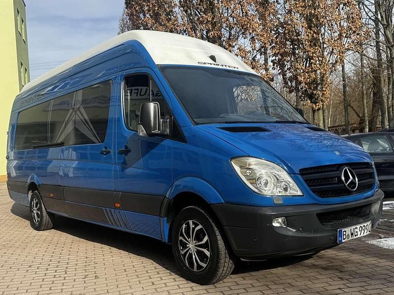 Gebraucht Mercedes Sprinter 163 PS (119 kW) 2010 Blau Van