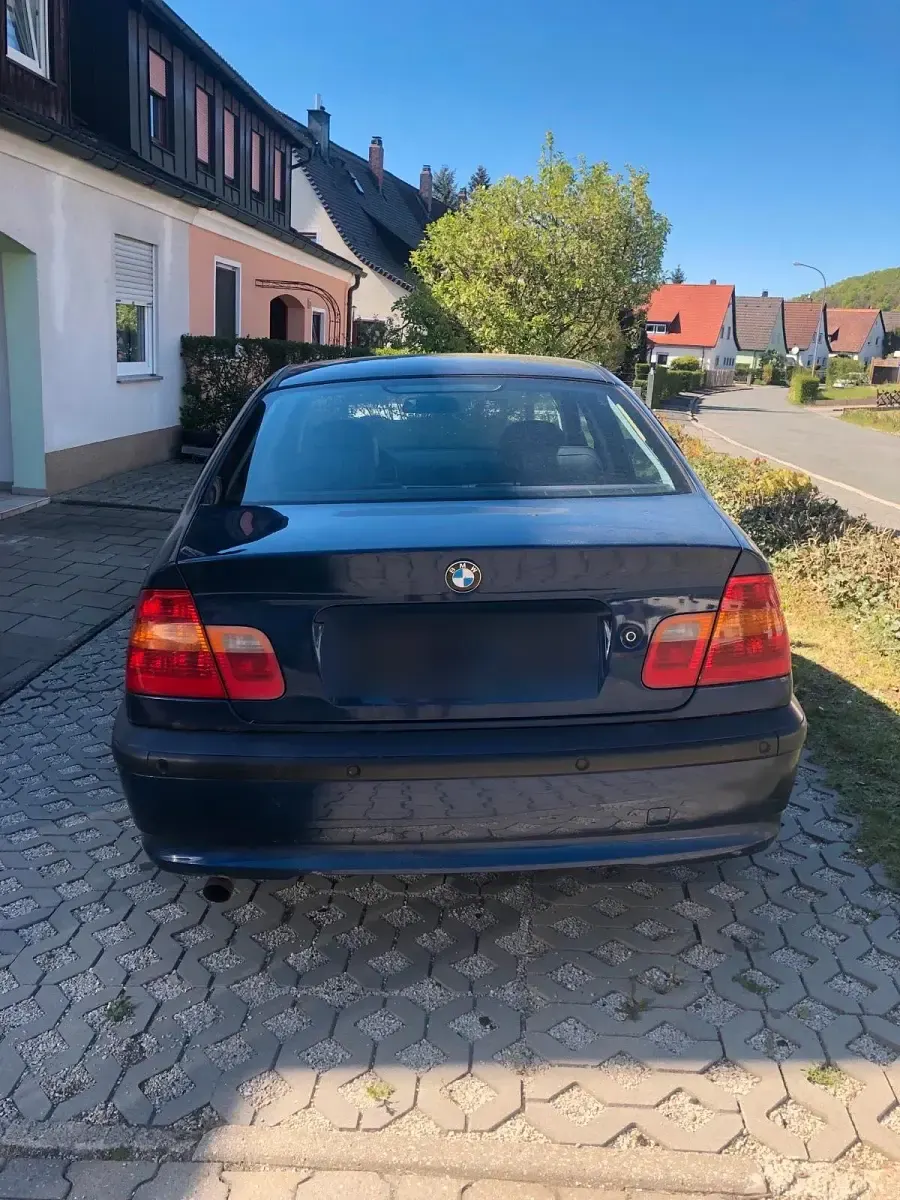 Brugt BMW 318 143 HK (105 kW) 2003 Blå Sedan