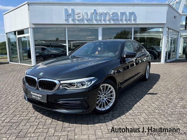 Schwarz Gebraucht 2019 BMW 530 Sport Line Limousine | 32.950 € (Guter Preis) - Bild 1/4